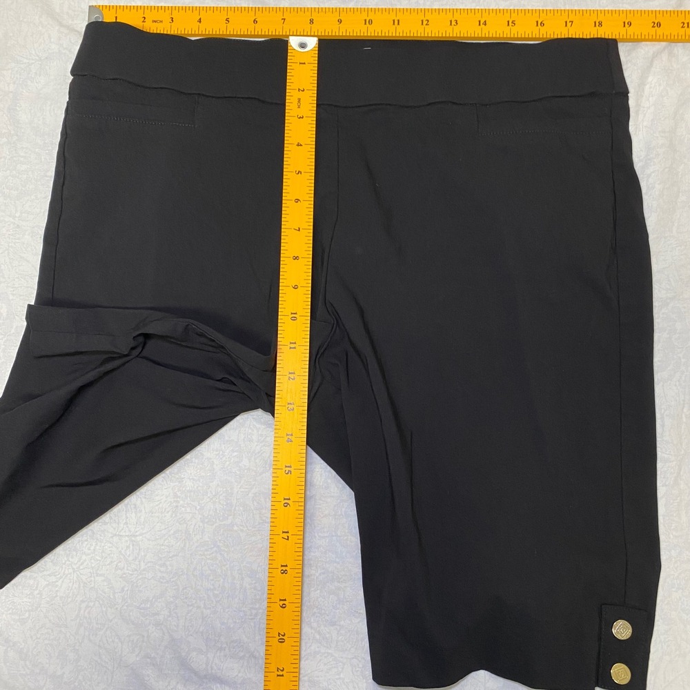 Liz Claiborne Black Pull On Bermuda Shorts Womens 18 Stretch Dress Casual - Picture 2 of 8